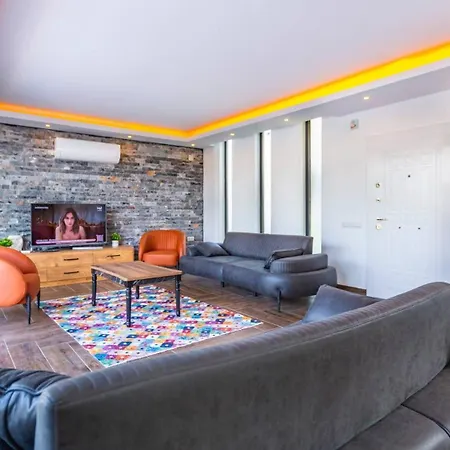 Luxury 2 Bedroom 5 Minutes Drive To Patara カルカン
